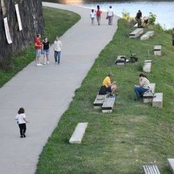 Plzeňské náplavky ožijí, město rozdá 2,5 mil. na kulturní akce