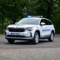 Plzeňští strážníci dostali „vytuněný“ Kodiaq. Je delší, chytřejší a lépe vybavený