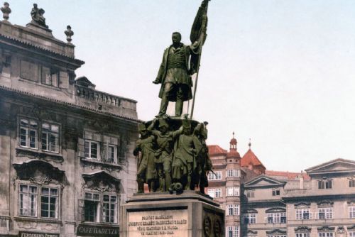 obrázek:Pomník maršála Radeckého by se mohl vrátit na Malostranské náměstí. Originál zůstává v Lapidáriu