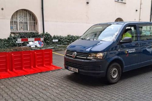 obrázek:Praha 5 má připravené nové modernizované protipovodňové zábrany místo pytlů s pískem