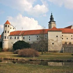 Telčská výstava Zrzavého: Kleopatra II a neznámý portrét po 80 letech