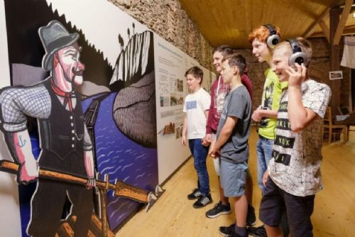 obrázek:Zámek Zruč nad Sázavou otevře novou expozici Příběh řeky Sázavy v opraveném zámeckém sklepení