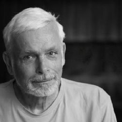 Zemřel plzeňský loutkář Jiří Fiala. Principálovi divadla V Boudě bylo 75 let