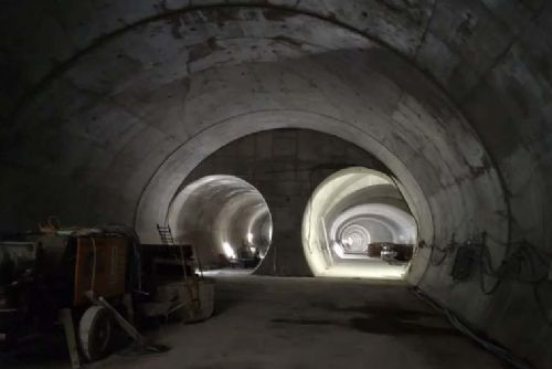 obrázek:Metro D za 29,99 miliardy: klíčový úsek má smlouvu, projekt se posouvá dál