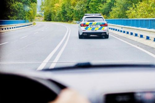 obrázek:Na Náchodsku zastavili řidiče se zákazem řízení. Nadýchal přes 2,5 promile