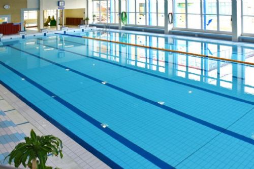 obrázek:Neratovice připravují rekonstrukci městského bazénu, výběr projektanta budou muset zopakovat