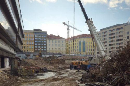 obrázek:Vinohradská 8 u Národního muzea přinese byty, kanceláře i nové veřejné služby
