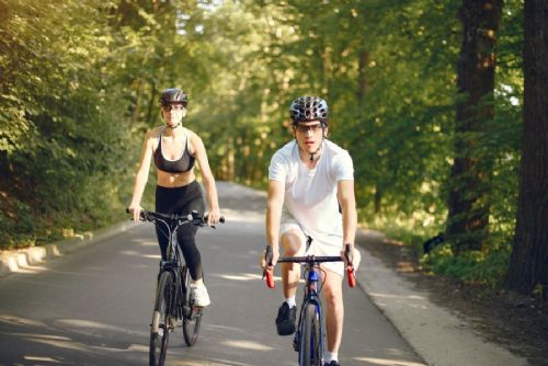 obrázek:Vyhrazené cyklostezky v Praze ztrácejí cyklisty. Měření ukazuje pokles, statistiky ale nejsou přesné