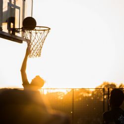 Bezbariérovost splňuje asi jen desetina pražských sportovišť. Pomoci zlepšit situaci má nový plán rozvoje sportu