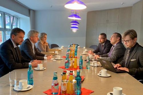 Foto: Ministr kultury Martin Baxa: Frankfurtský veletrh je výjimečnou příležitostí pro Českou republiku a českou literaturu