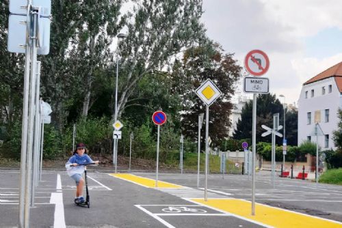 Foto: Na Špejcharu vzniká nové dopravní hřiště