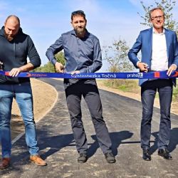 Praha 12 otevřela novou stezku pro pěší a cyklisty na Točné