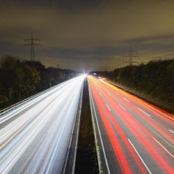 Senát projednal přehlednější bodový systém, zavede možnost řídit auto už od 17 let s doprovodem