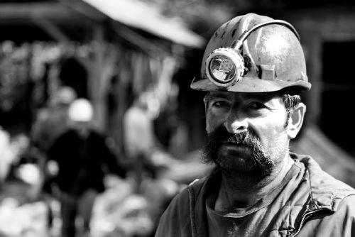 Foto: Stát pomáhá propuštěným horníkům, DIAMO začalo vyplácet sociální příspěvky