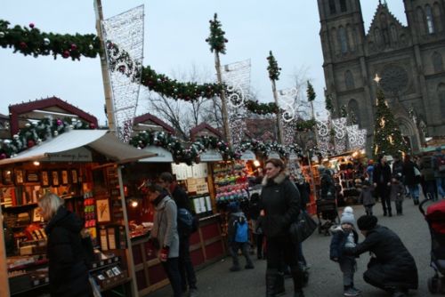 Foto: Vánoční trhy na náměstí Míru startují už tento víkend