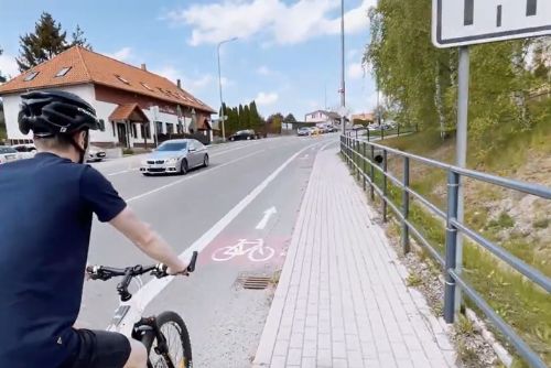 obrázek:Veřejnost často netuší, jak se liší vyhrazené jízdní pruhy pro cyklisty Změnit by to mohla výuka cyklistické infrastruktury v autoškolách