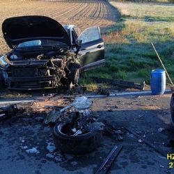 Čelní střet u Stodu. Alfa Romeo v zatáčce vjela do protisměru, zranili se dva řidiči