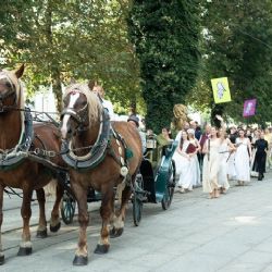 Centrum Plzně ovládnou herci, zpěváci i tanečníci. Průvod Vendelín zahájí novou sezonu DJKT