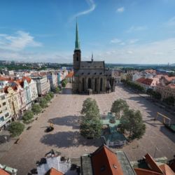 Jak se promění srdce Plzně? Náměstí Republiky čekají první velké změny už v dubnu