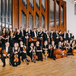 Komorní filharmonie Pardubice: Nová sezona s Mardirossianem a projekty jako „Zahrada hudby“
