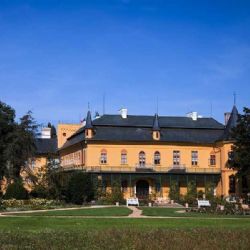 Mimořádné prohlídky na zámku Slatiňany povede kastelán Jaroslav Bušta