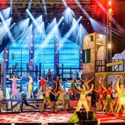 Noc s operou v Plzni zažila rekord, muzikál Mamma Mia přilákal 22 400 diváků, příští rok Trubadúr
