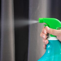 Pesticidy v těhotenství zvyšují riziko úmrtí dětí s leukémií