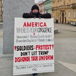 Plzeňská výtvarnice protestovala proti Trumpovi a zásahům ICE