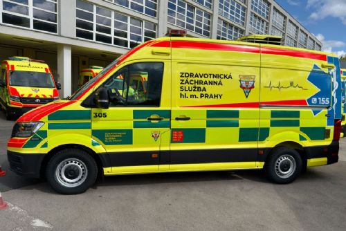 obrázek:Pražská záchranka pokračuje v obměně sanitek. Převzala dalších 25 kompaktních Crafterů