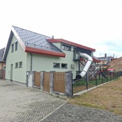 Tachov otevřel dětskou skupinu za 30 milionů. Téměř všechna místa jsou už plná