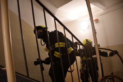 obrázek:BUDOVA 2026 v Berouně: složky IZS nacvičily zásah ve výškové budově