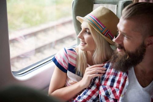 obrázek:Cestující hodnotí České dráhy lépe, oceňují personál i moderní vlaky