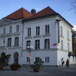 Jihočeské divadlo zatím nové prostory nenajde. Město musí hledat jiné řešení