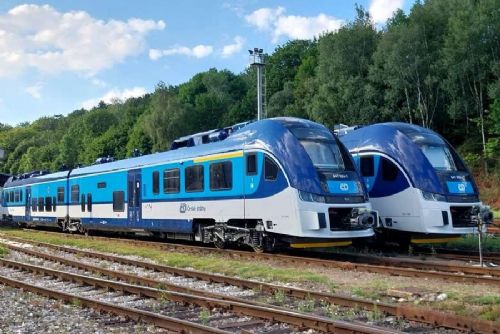 obrázek:Konec přestupů: Slaný a Ústecký kraj chtějí přímé expresy do Prahy do dvou let