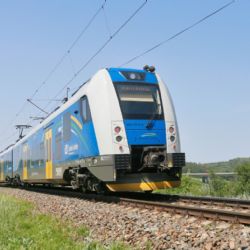 Letní vlaková svoboda je zpět. České dráhy prodávají jízdenku na neomezené cestování