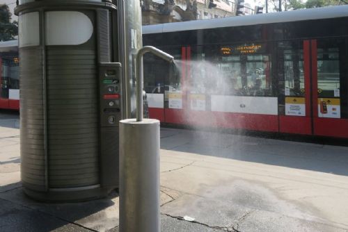 obrázek:Praha rozšířila síť mlžítek a osvěžítek na 50. Tři nová zařízení přibyla v Praze 4