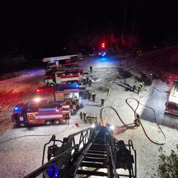 Silvestr 2025 si vyžádal 70 hasičských zásahů ve středních čechách