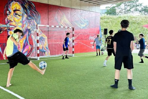 obrázek:Skupina nezletilých napadla děti na novém hřišti pod Negrelliho viaduktem v Praze 7