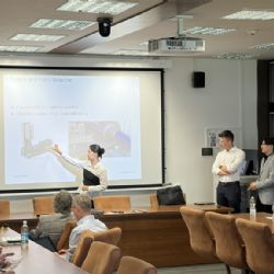 Studenti v Plzni ukázali nápady budoucnosti. Propojili techniku, design, AI i zdravotnictví