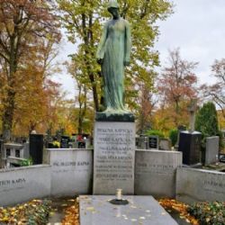 Ústřední hřbitov odkryje slavná jména Plzně. Prohlídka připomene Trnku, Skupu i Sutnara