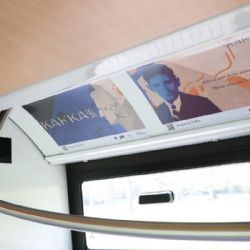 V Praze jezdí speciálně nazdobená tramvaj s portrétem Franze Kafky