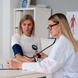 Velká Bíteš čeká 3,5 roku na pediatra, region volá po větší podpoře