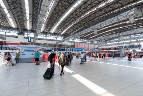 obrázek:Na Letišti Václava Havla trvá stávková pohotovost. Odbory odmítají nástup Radomíra Lašáka do vedení