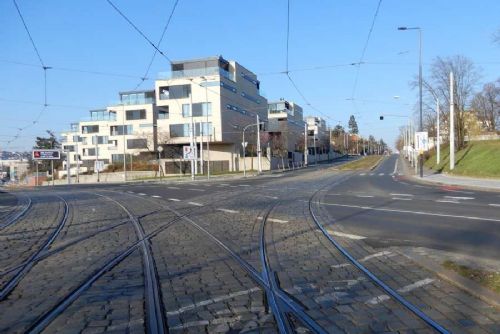obrázek:Praha 6 navrhuje úpravy Patočkovy ulice: přibýt má pruh pro autobusy, cyklopruh zanikne