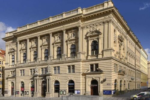 obrázek:Praha chce dorovnat 399 milionů za Národní dům, jedná i o zámku Veleslavín