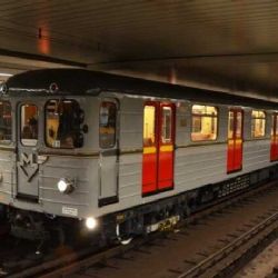 Praha omezí elektrokola a elektrokoloběžky v MHD kvůli bezpečnosti