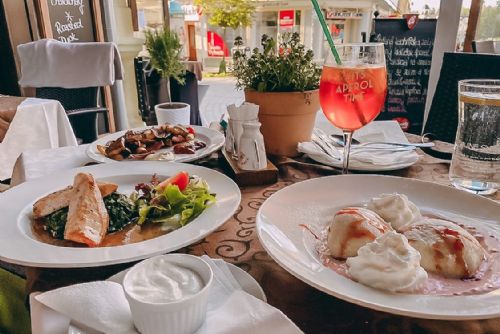 Foto: Kde si dáte v Karlových Varech výborné polední menu? V restauraci Parlament